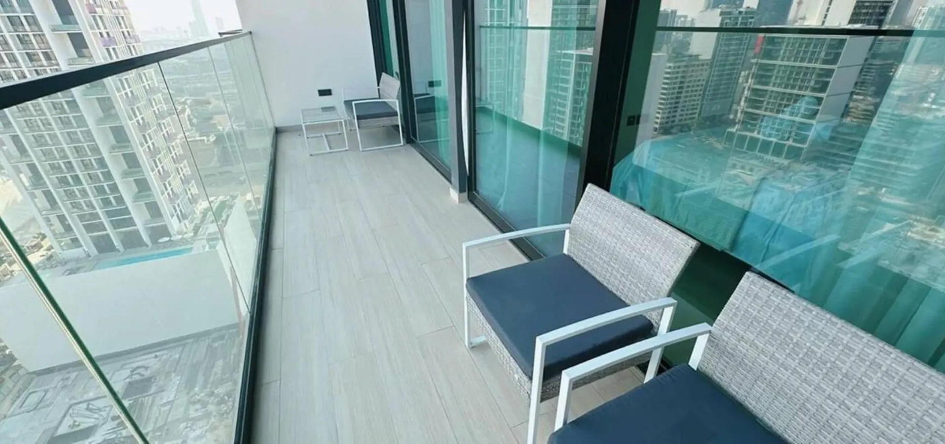 Appartement Well-Furnished 1Br In Jvc Pool & Free Parking à Dubaï